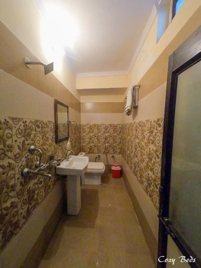Hostel Cozy Beds Rishīkesh Buitenkant foto