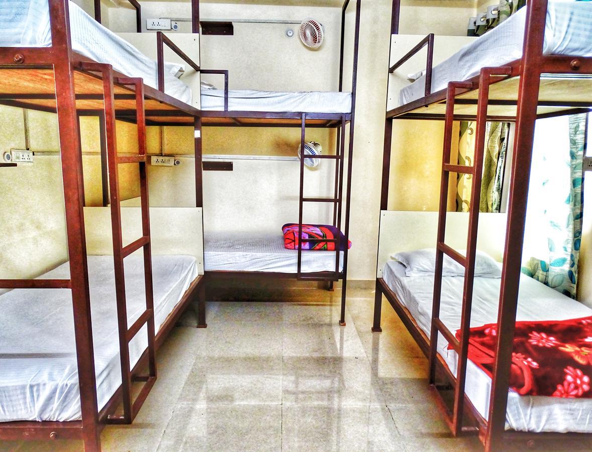 Hostel Cozy Beds Rishīkesh Buitenkant foto
