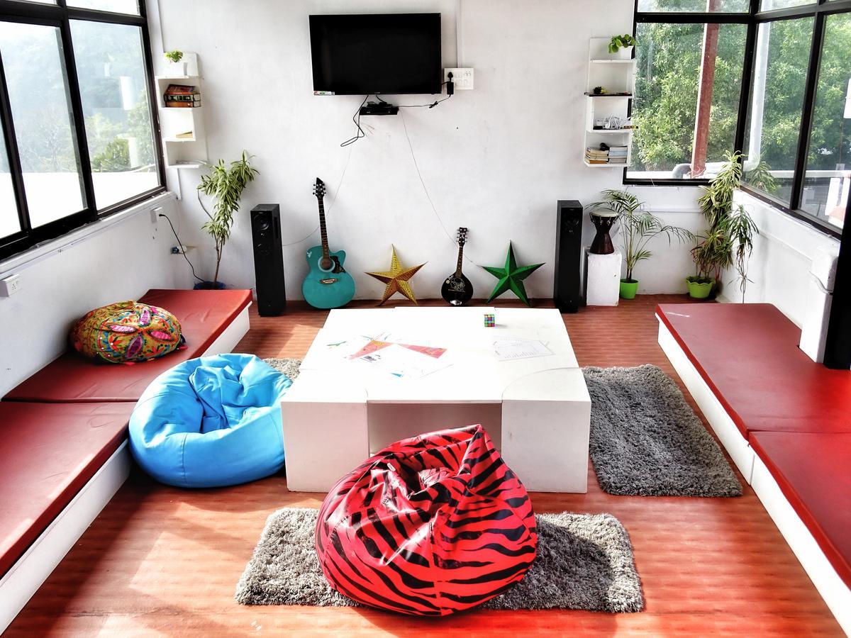 Hostel Cozy Beds Rishīkesh Buitenkant foto